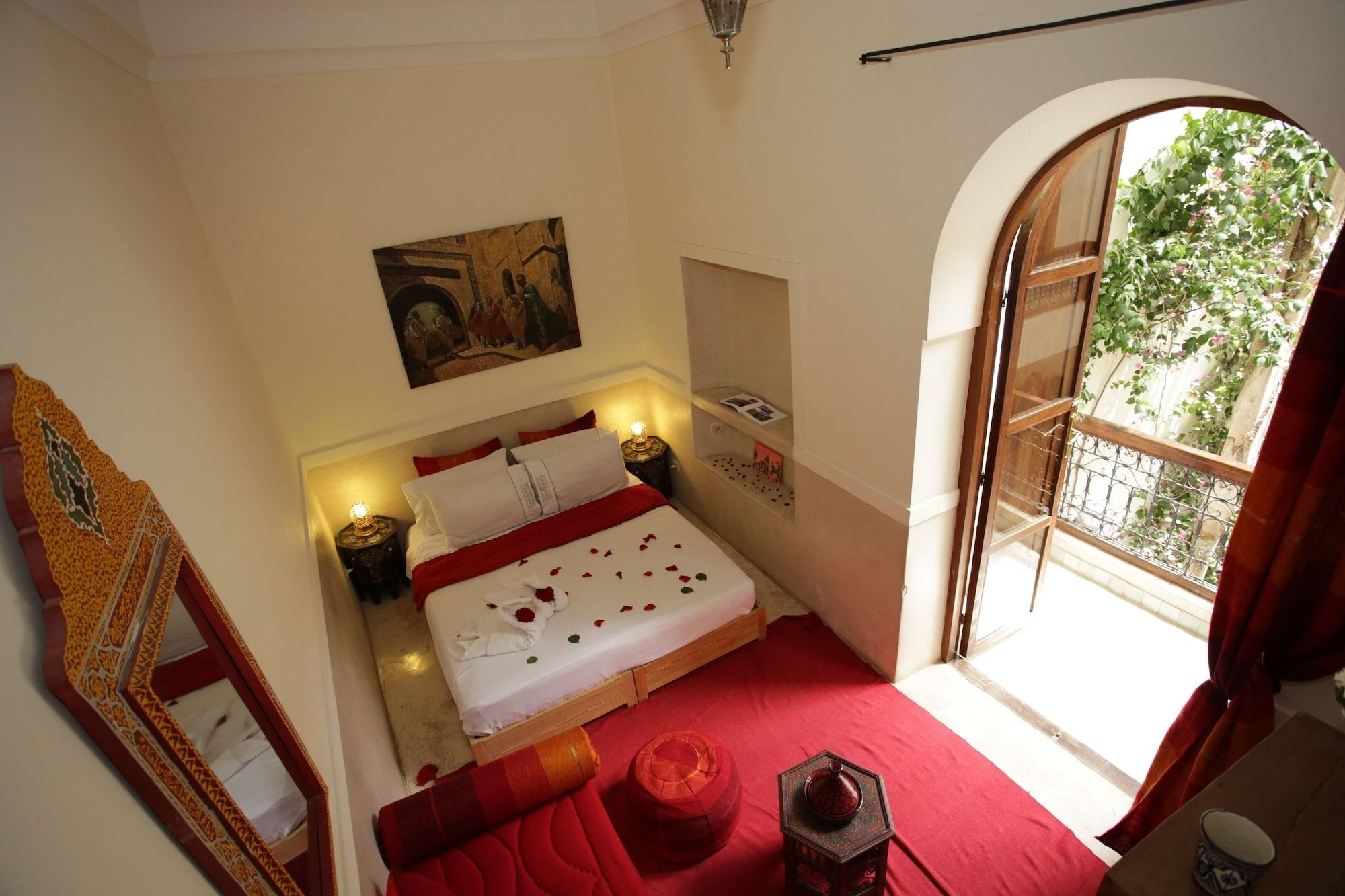 Riad White Flowers Marrakesh Buitenkant foto
