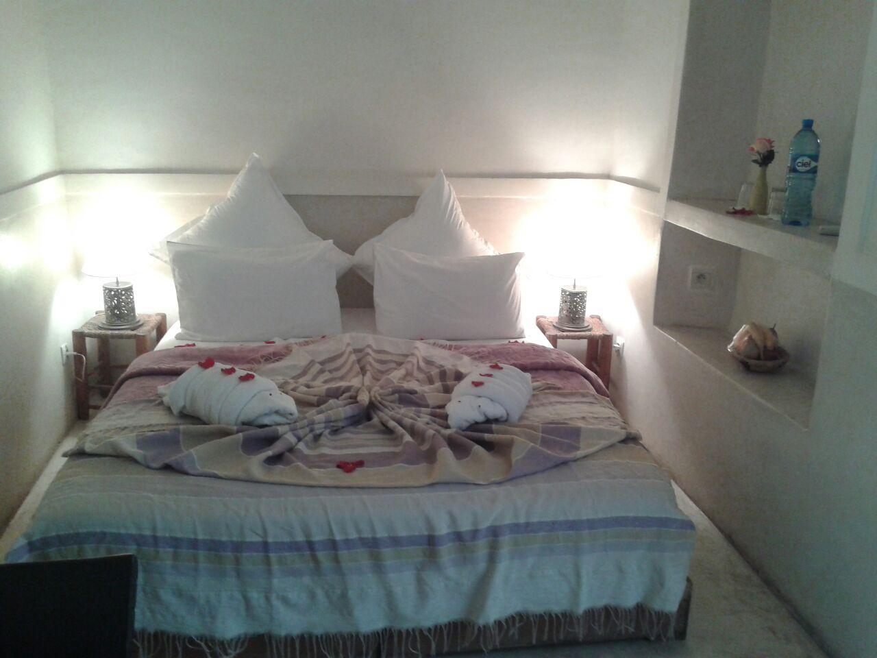 Riad White Flowers Marrakesh Buitenkant foto