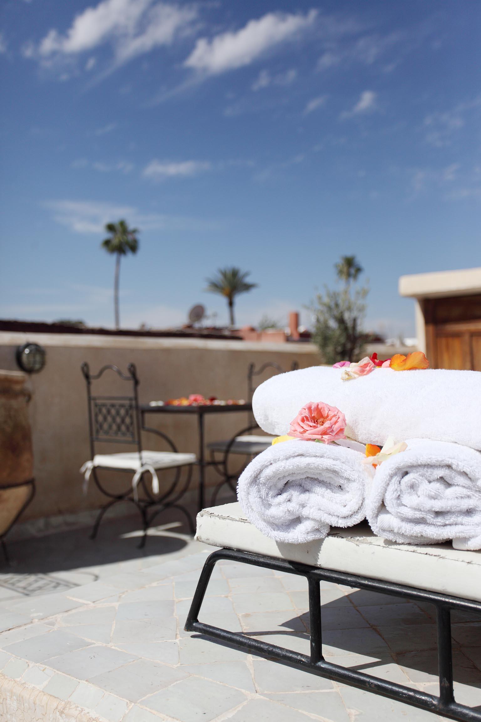 Riad White Flowers Marrakesh Buitenkant foto