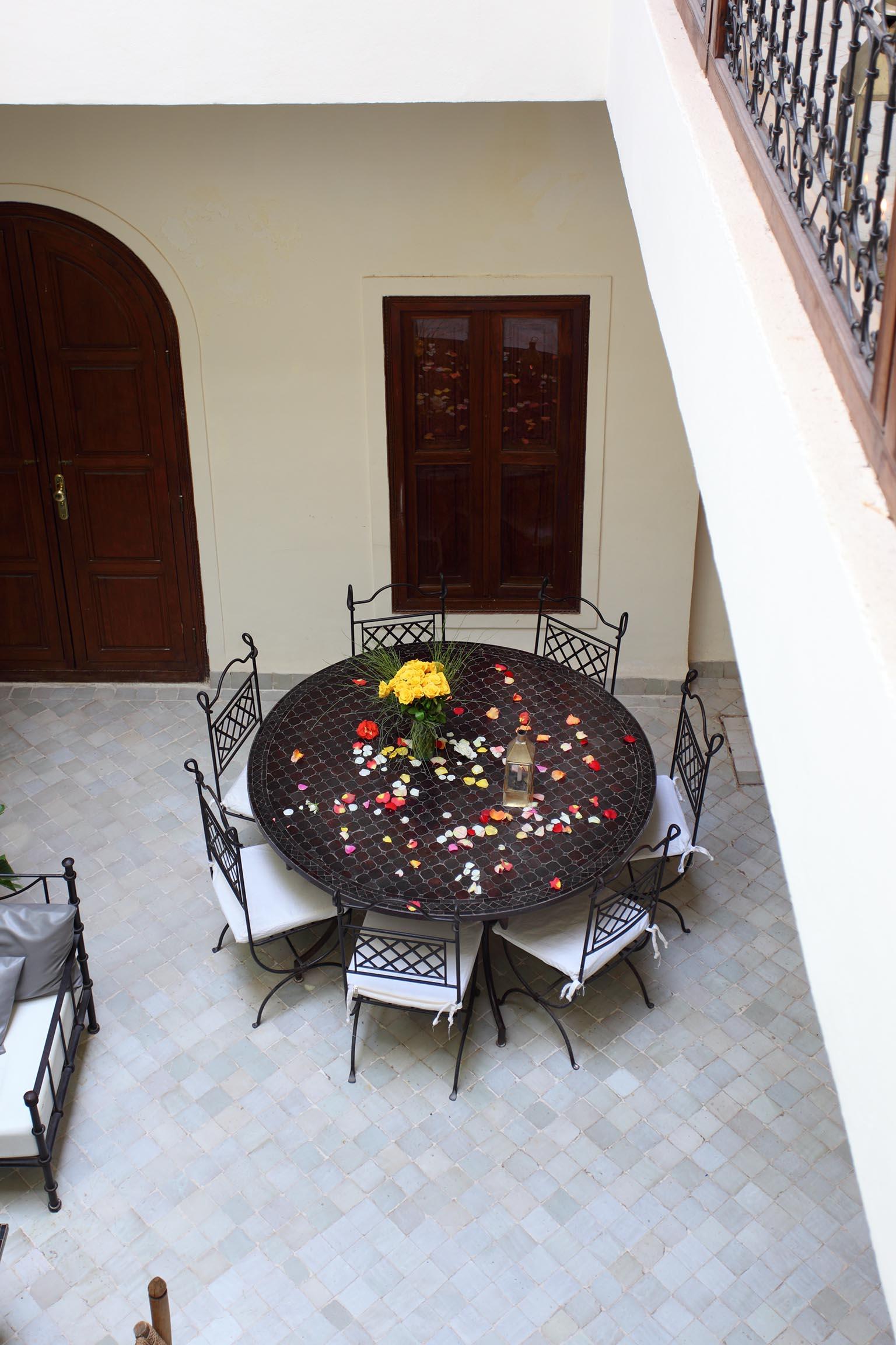 Riad White Flowers Marrakesh Buitenkant foto