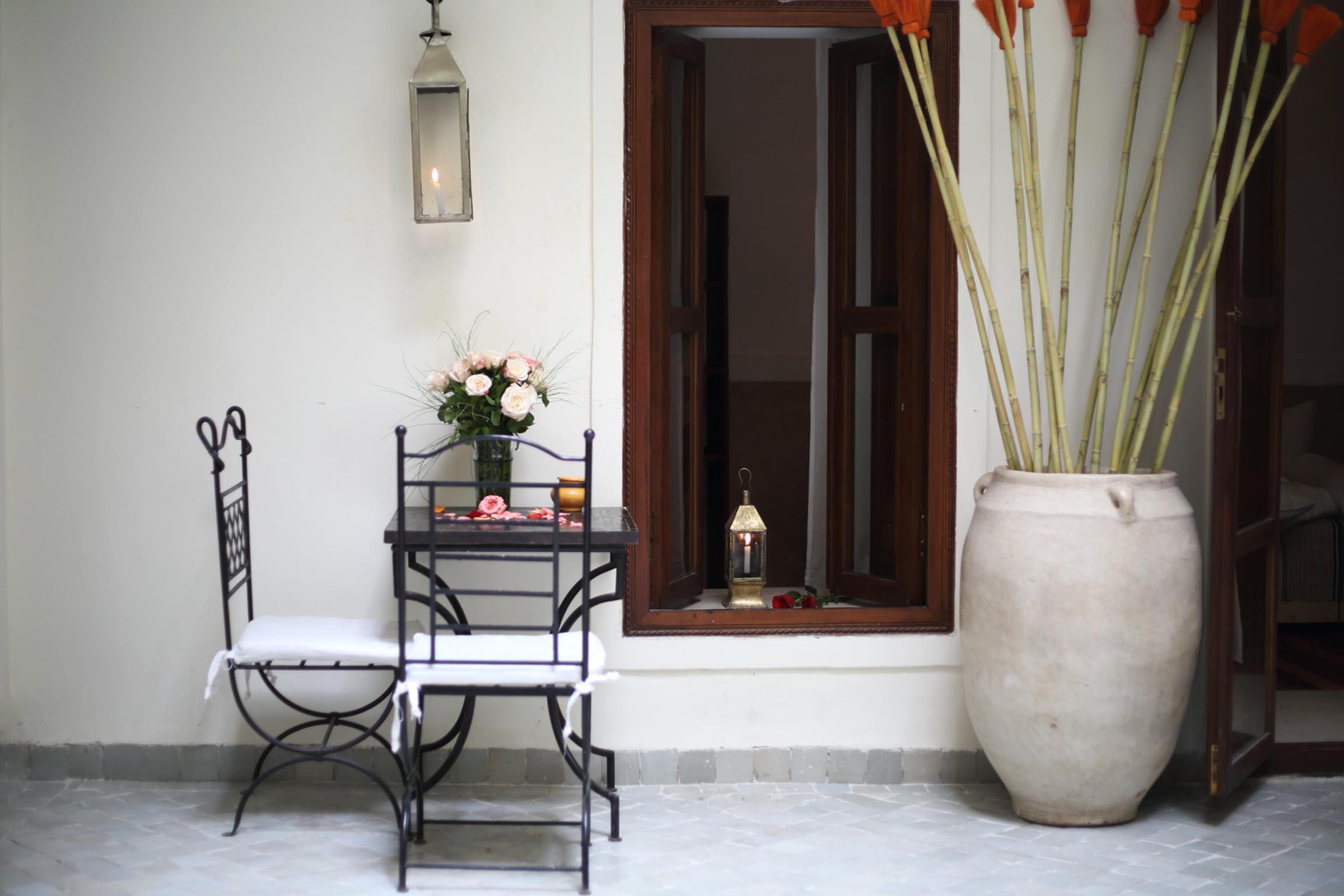 Riad White Flowers Marrakesh Buitenkant foto