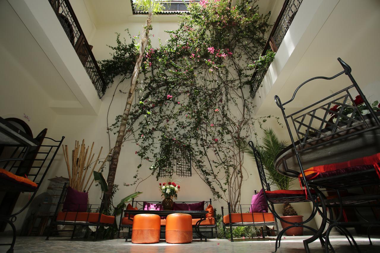 Riad White Flowers Marrakesh Buitenkant foto