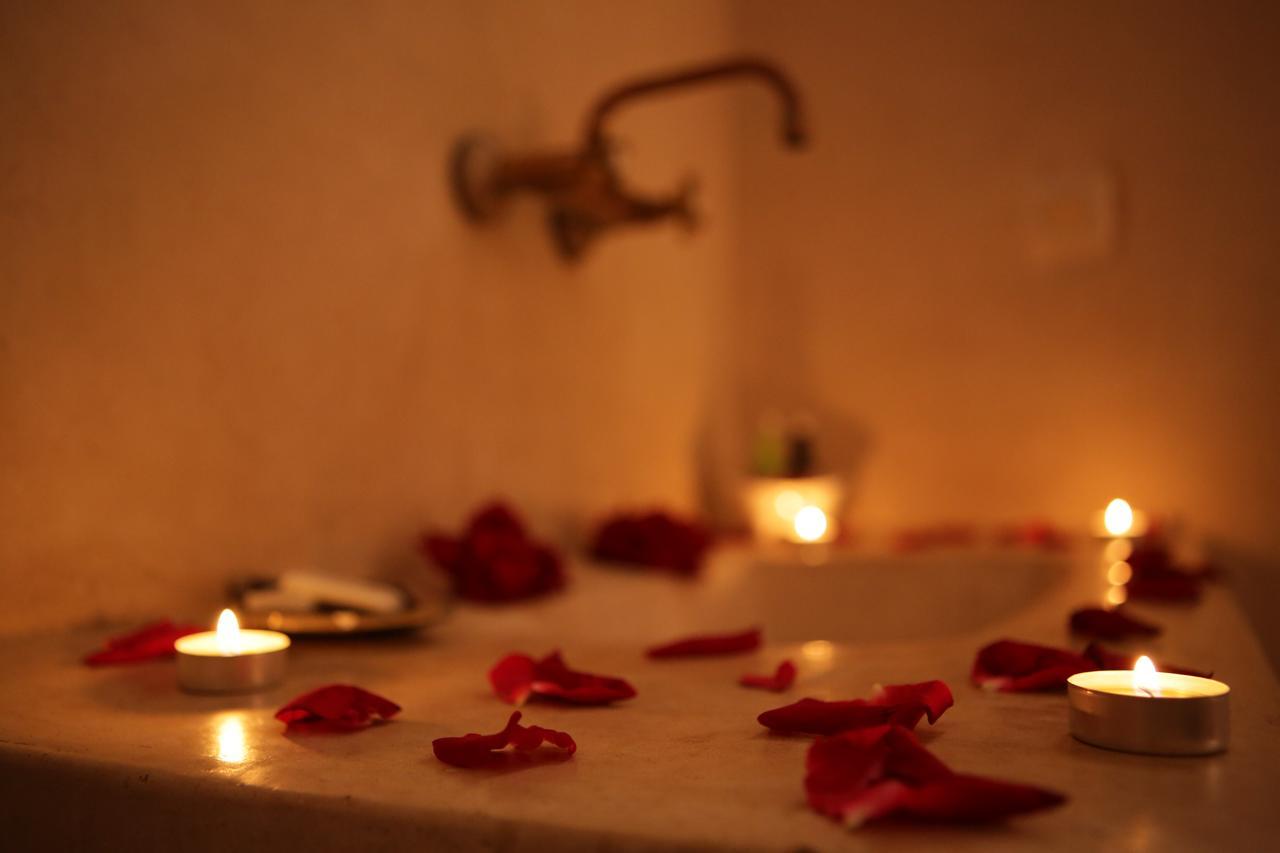 Riad White Flowers Marrakesh Buitenkant foto