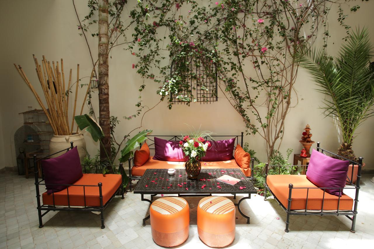 Riad White Flowers Marrakesh Buitenkant foto